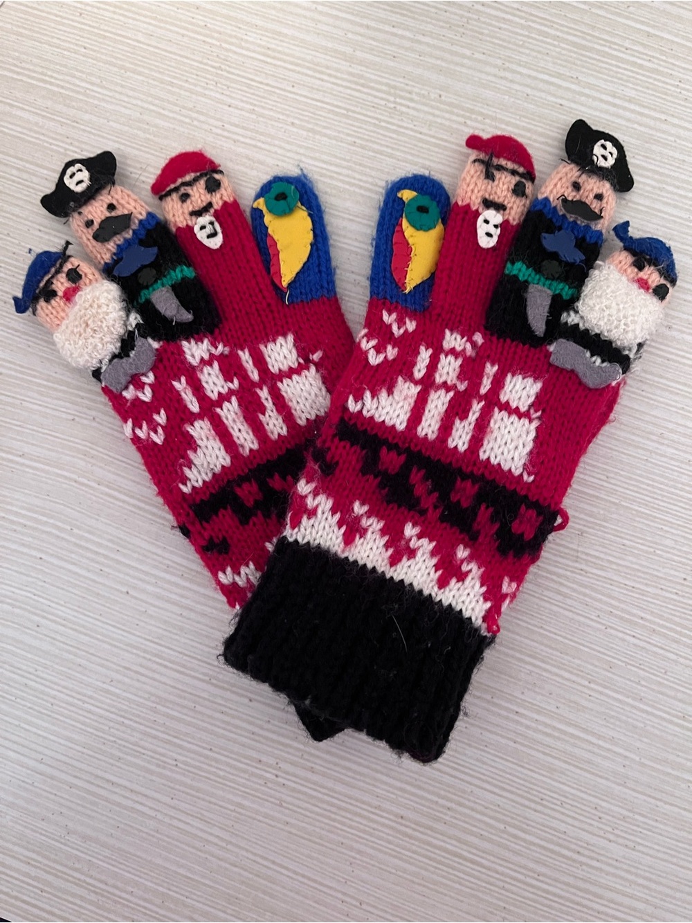 Vintage 90s Children’s Pirate Themed Gloves